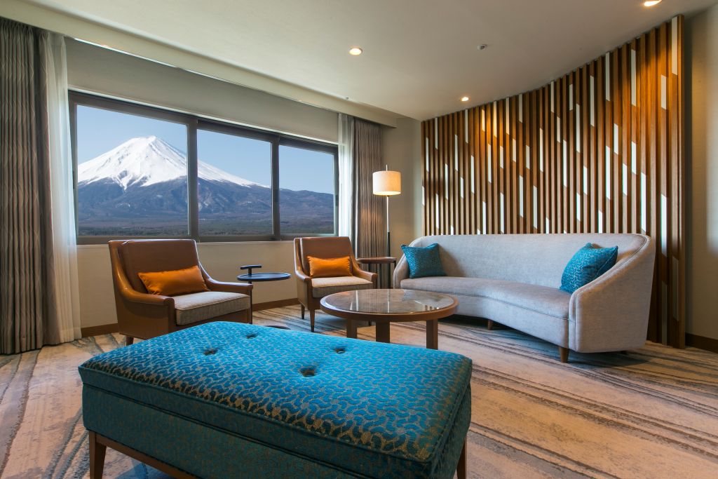 ロイヤルスイートで過ごす、とびきり贅沢な休日